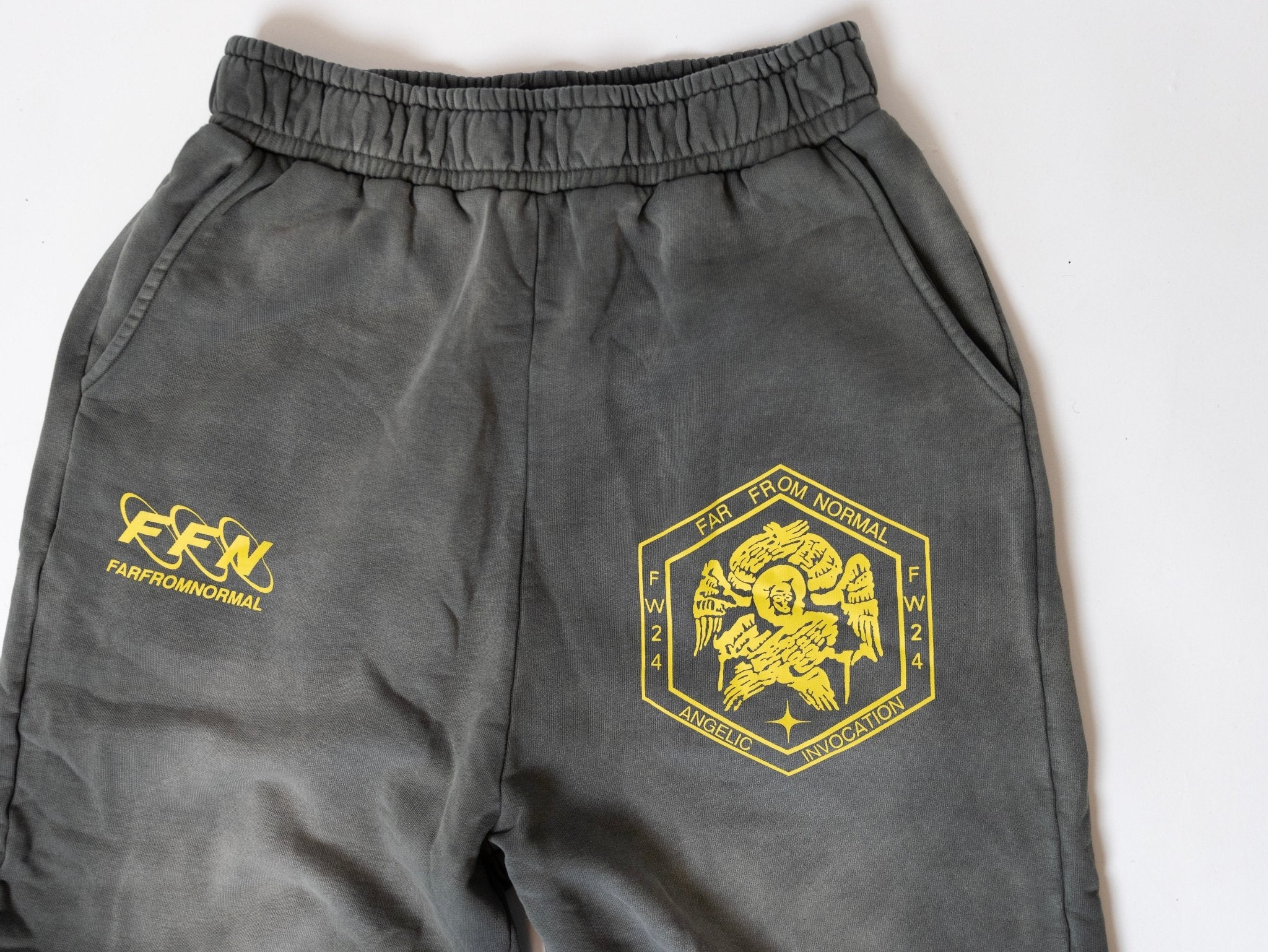 FFN Sweatspants (Olive) - FARFROMNORMAL