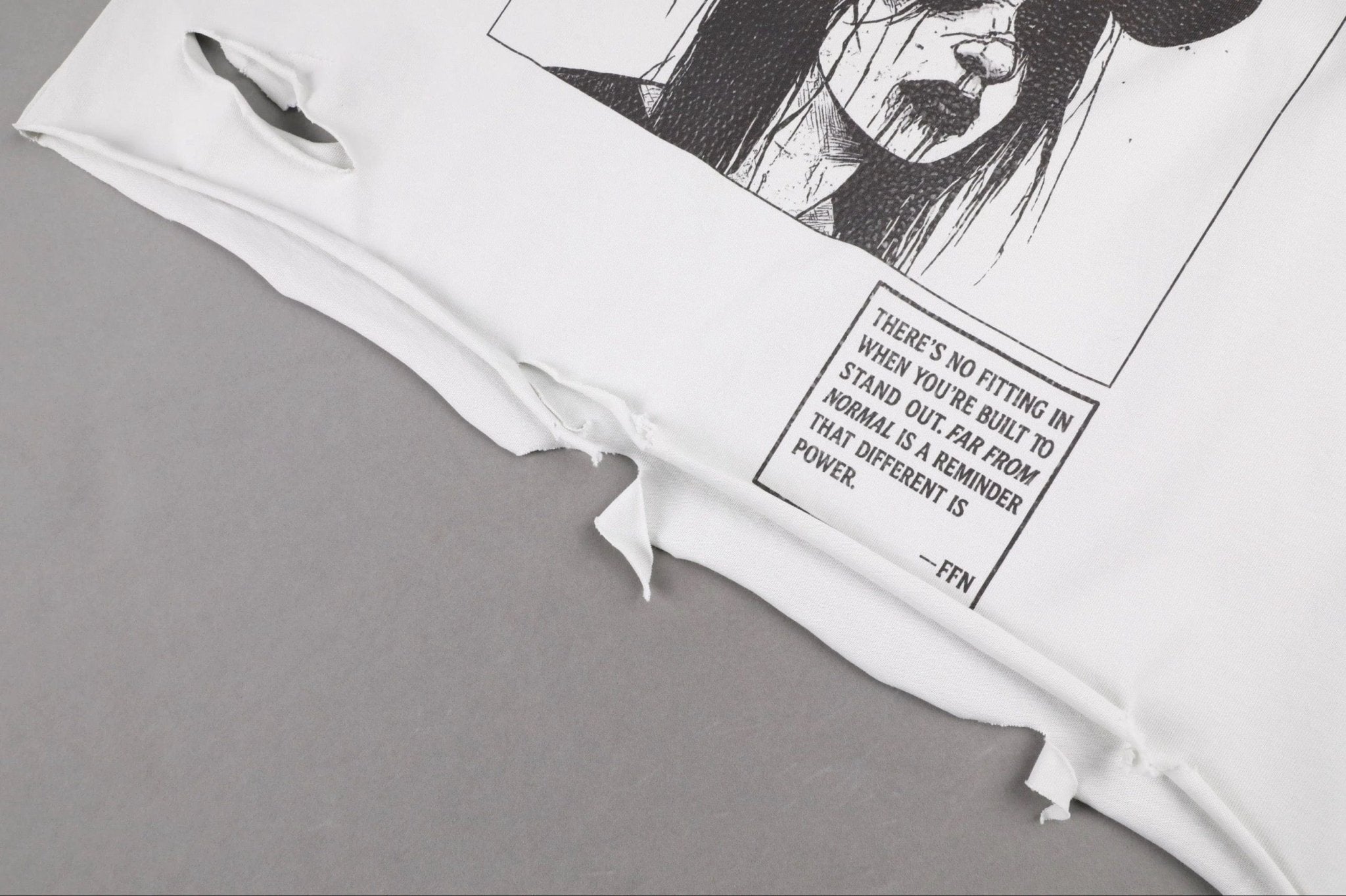 FFN TEE - FARFROMNORMAL