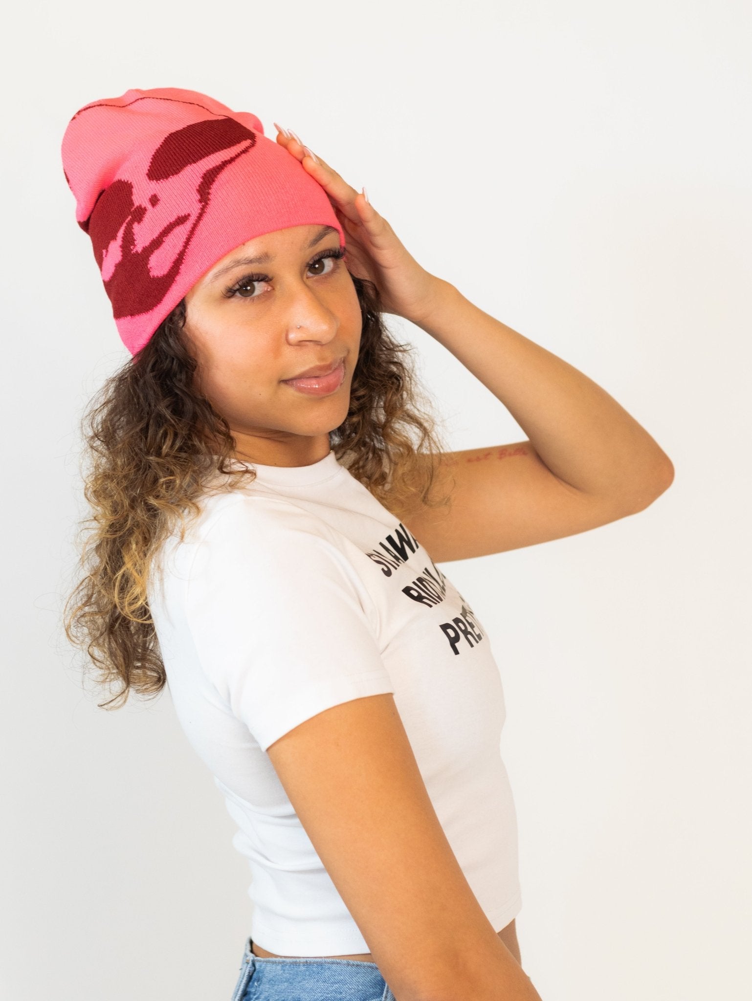 PINK ALIEN BEANIES - FARFROMNORMAL