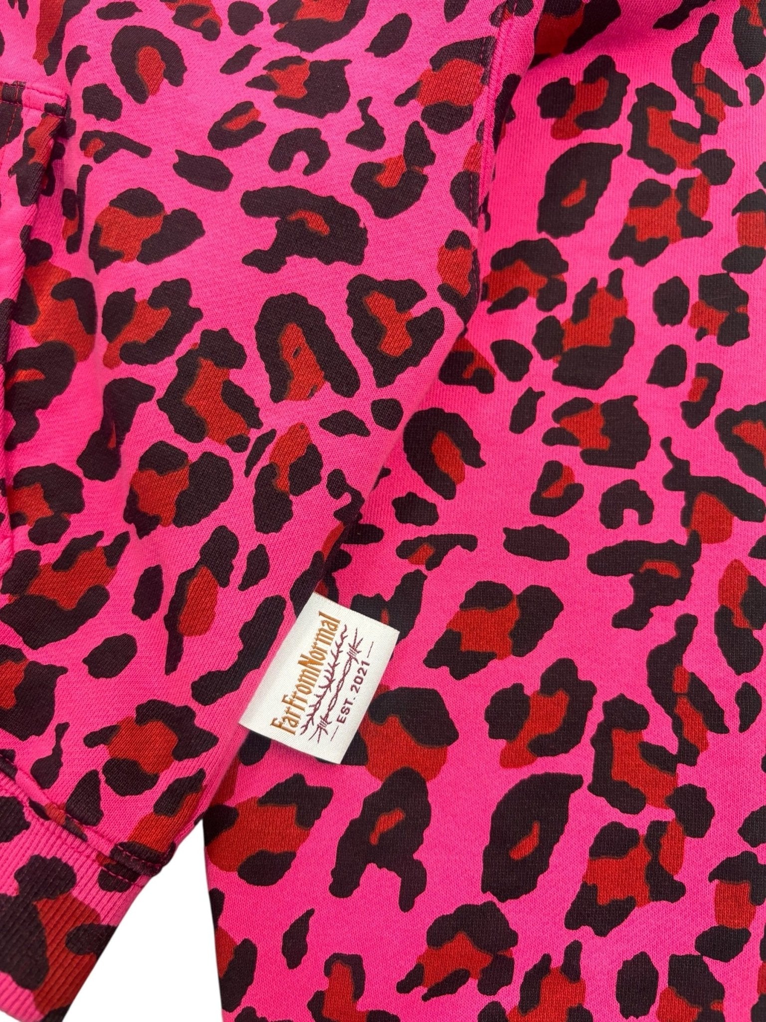 PINK CHEETAH ZIP - UP - FARFROMNORMAL