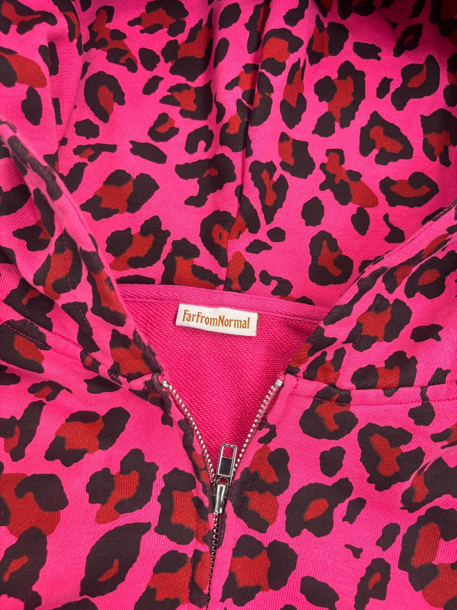 PINK CHEETAH ZIP - UP - FARFROMNORMAL