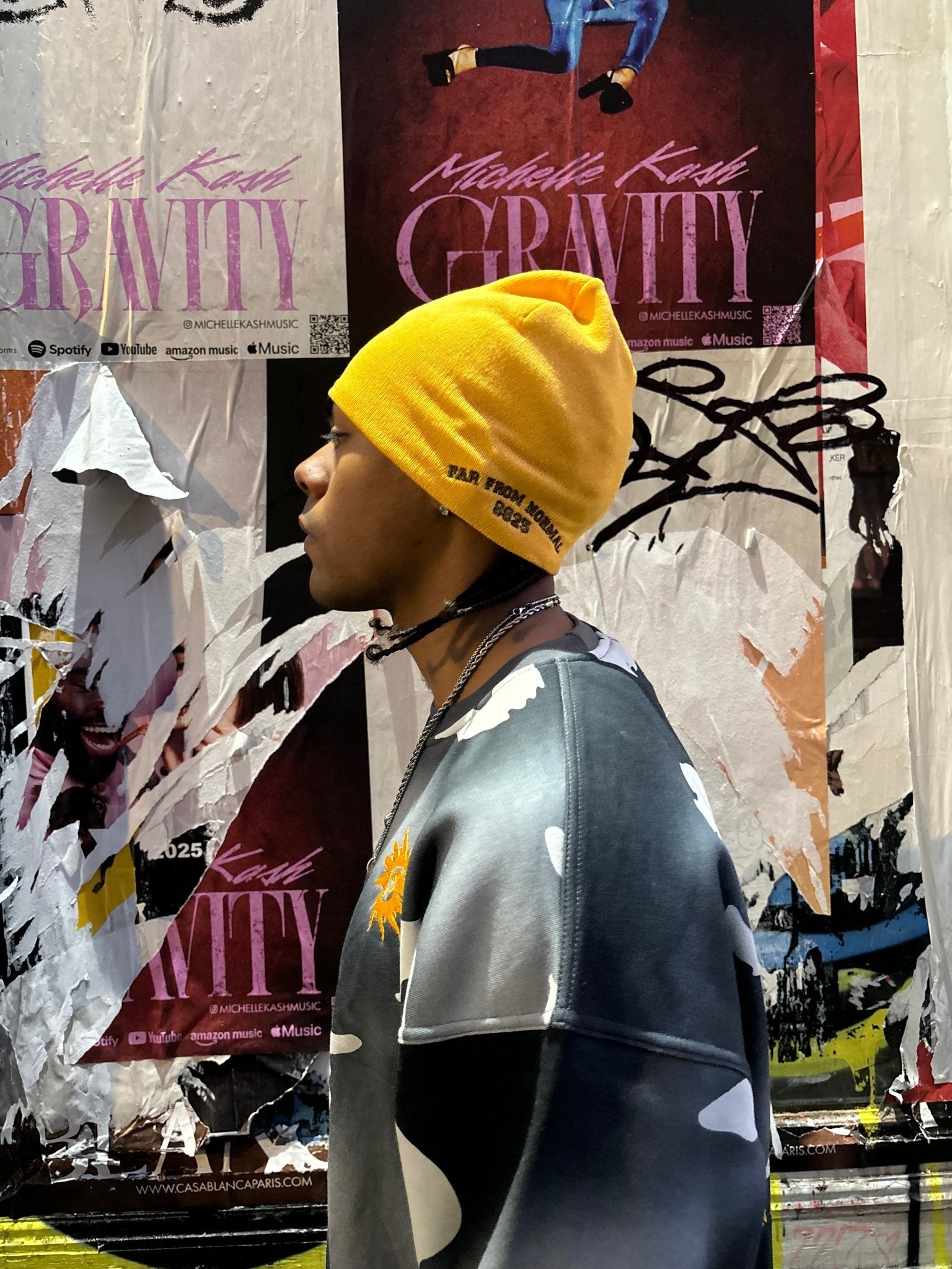 YELLOW ALIEN BEANIES - FARFROMNORMAL